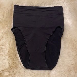 Skims shapewear core control brief